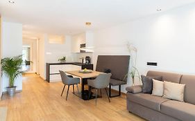 Nice Living Neue- Moderne Apartments Im Herzen Von Brixen - Kostenlose Brixencard - Ideal Fuer Familien, Paare, Geschaeftsreisende Und Allen Urlaubs Hungrigen